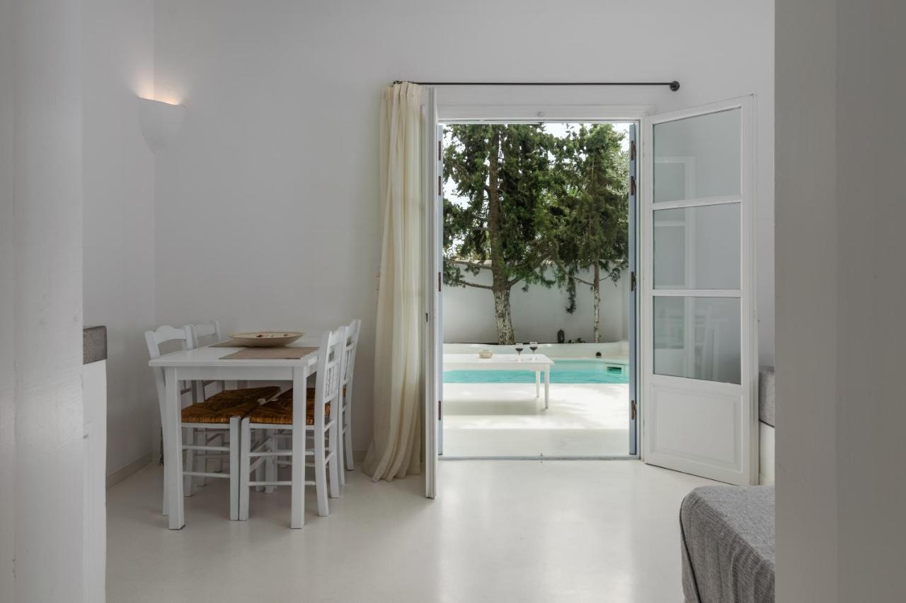 Thalassitra Private Pool Suites Adamantas Eksteriør billede
