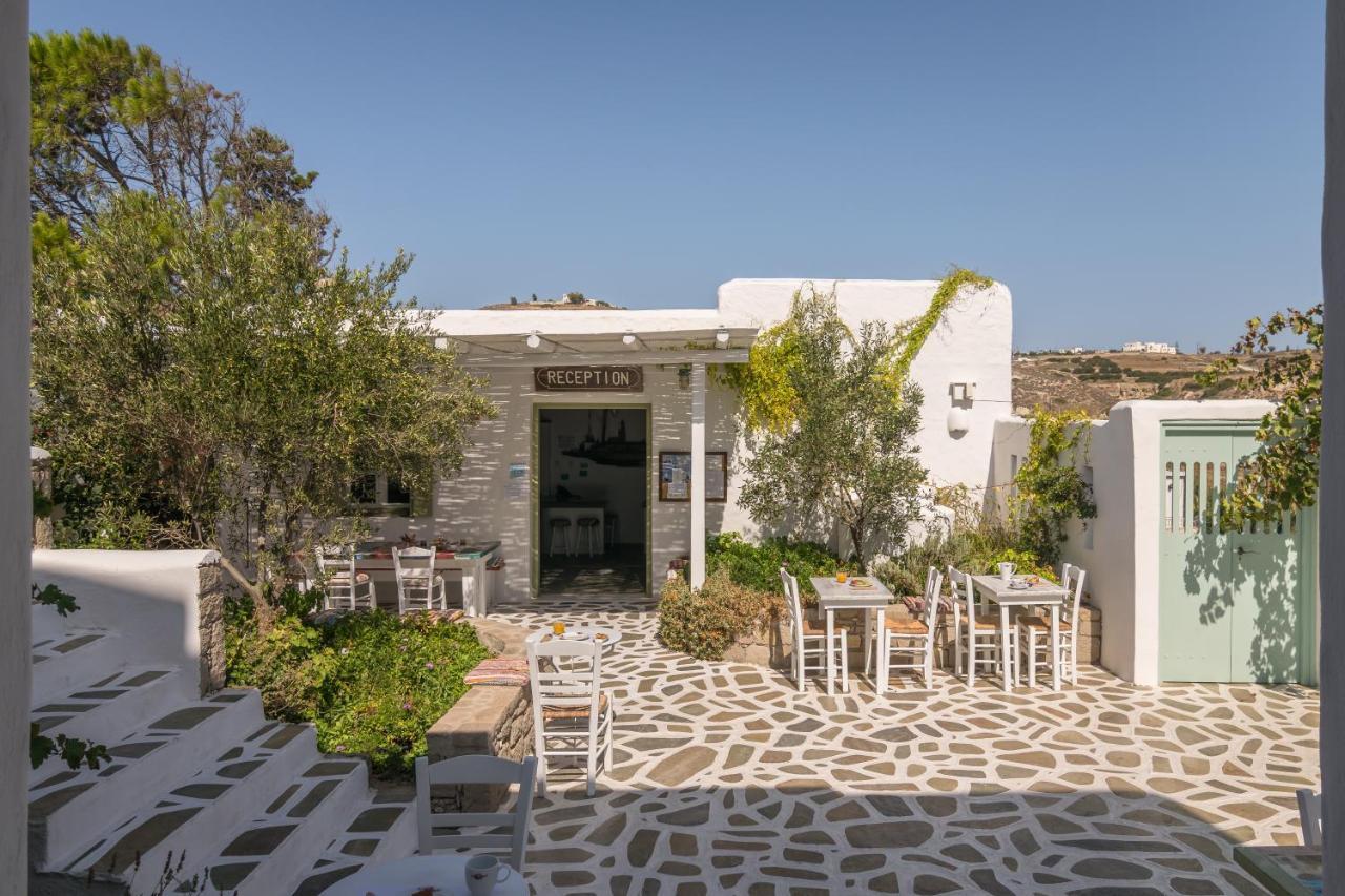 Thalassitra Private Pool Suites Adamantas Eksteriør billede