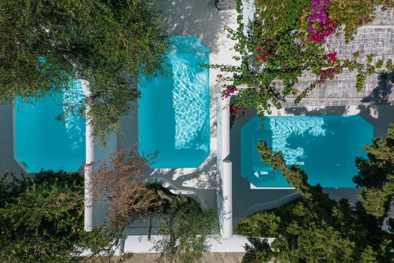 Thalassitra Private Pool Suites Adamantas Eksteriør billede