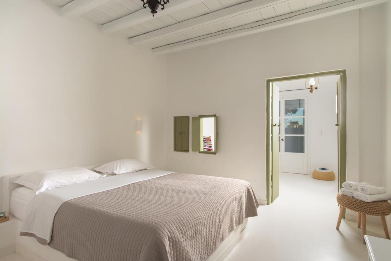 Thalassitra Private Pool Suites Adamantas Eksteriør billede
