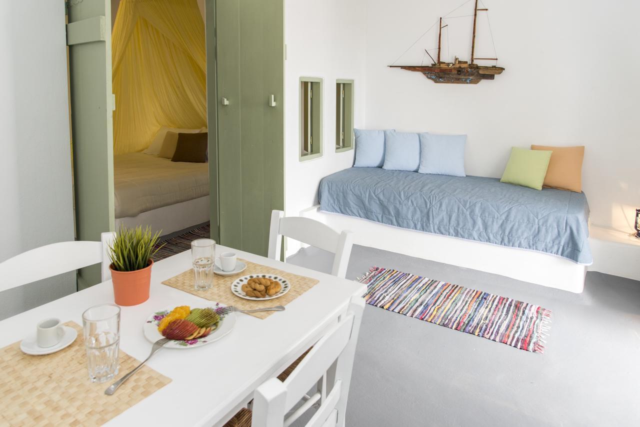 Thalassitra Private Pool Suites Adamantas Eksteriør billede