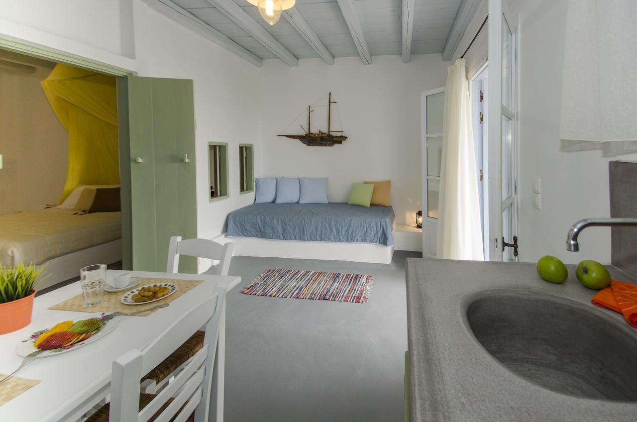 Thalassitra Private Pool Suites Adamantas Eksteriør billede