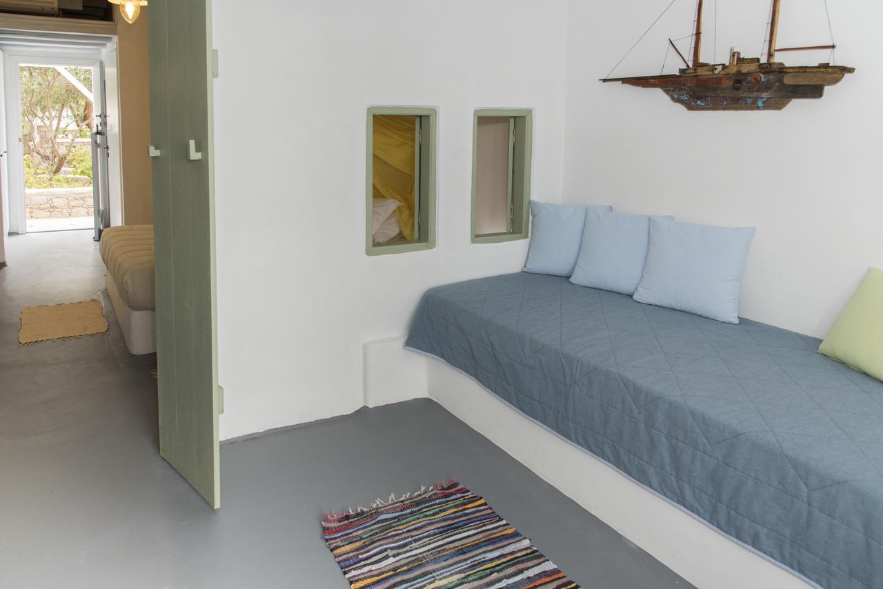 Thalassitra Private Pool Suites Adamantas Eksteriør billede